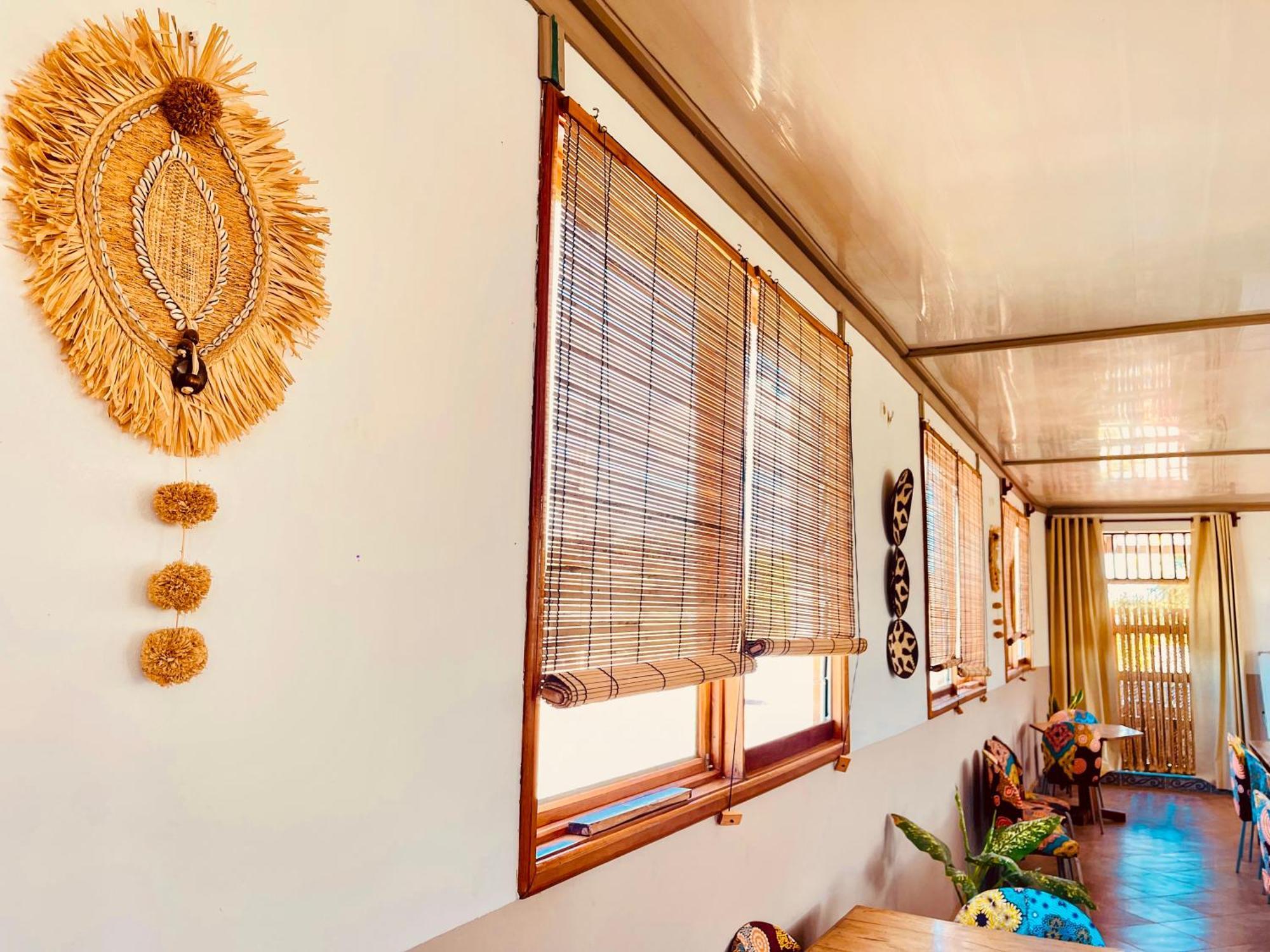Le Nouvel Eden Hotel Toliara Bagian luar foto