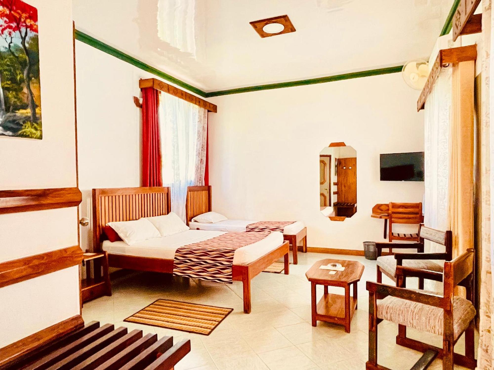 Le Nouvel Eden Hotel Toliara Bagian luar foto