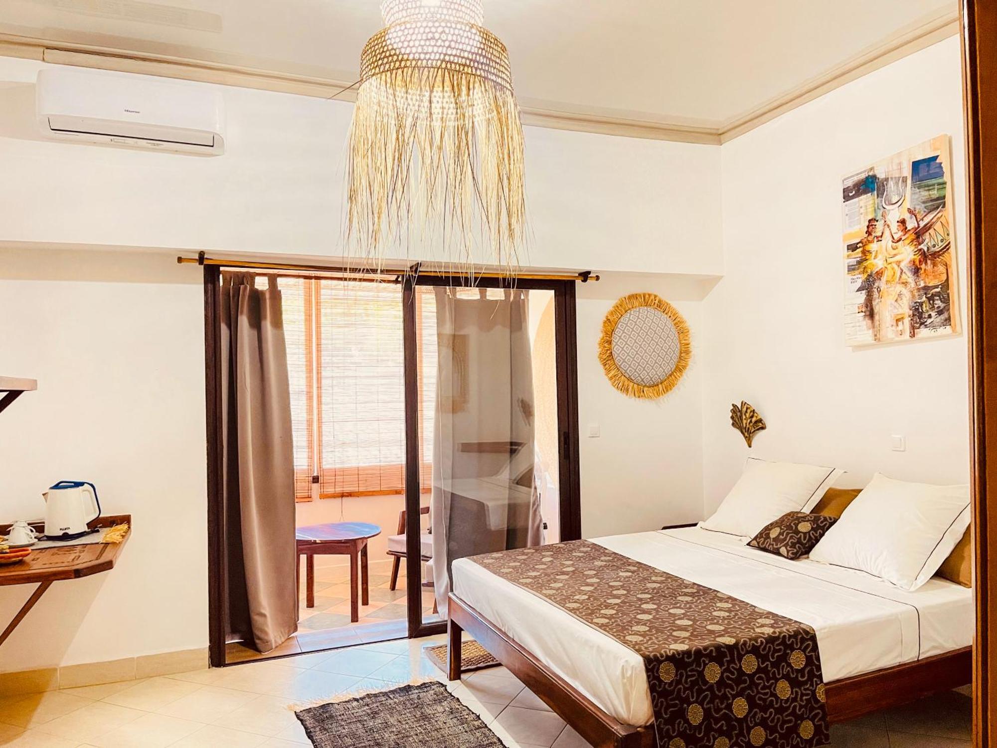 Le Nouvel Eden Hotel Toliara Bagian luar foto